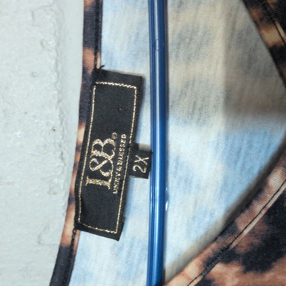 Bundle Deal of Women's Blouses Size 2X, like new! - Picture 7 of 9